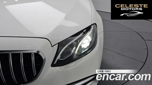 MERCEDES BENZ E-Classe W213 E200 Avantgarde 2018 — photo 8 sur 30
