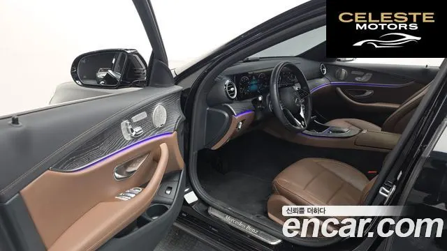 MERCEDES BENZ E-Classe W213 E350 4MATIC Avantgarde 2022 — photo 13 sur 32