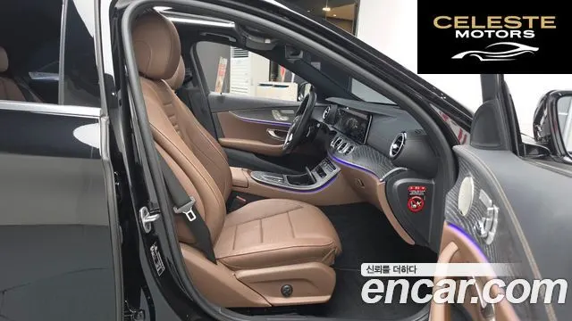 MERCEDES BENZ E-Classe W213 E350 4MATIC Avantgarde 2022 — photo 18 sur 32