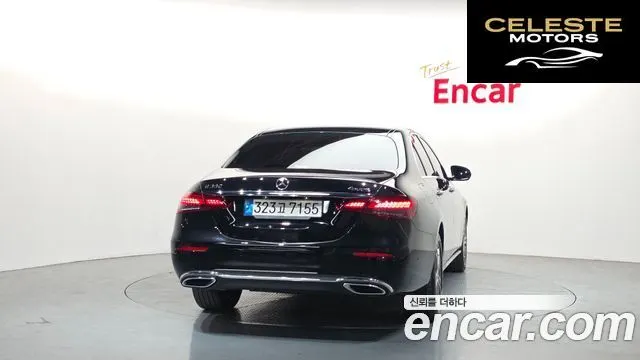 MERCEDES BENZ E-Classe W213 E350 4MATIC Avantgarde 2022 — photo 4 sur 32