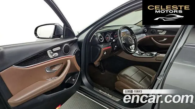 MERCEDES BENZ E-Classe W213 E220d Avantgarde 2017 — photo 10 sur 20
