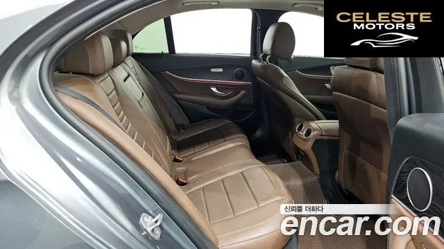 MERCEDES BENZ E-Classe W213 E220d Avantgarde 2017 — photo 12 sur 20