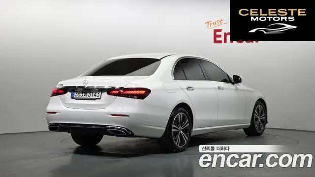MERCEDES BENZ E-Classe W213 E250 Avantgarde 2021 — photo 2 sur 31