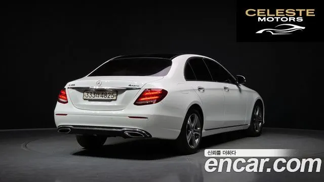 MERCEDES BENZ E-Classe W213 E300 4MATIC Avantgarde 2017 — photo 2 sur 20