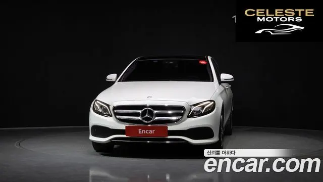MERCEDES BENZ E-Classe W213 E300 4MATIC Avantgarde 2017 — photo 3 sur 20