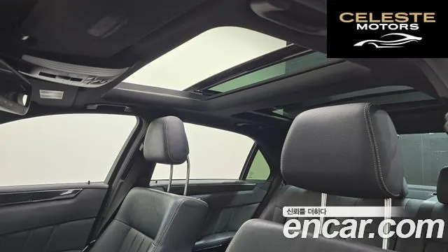 MERCEDES BENZ E-Classe W212 E300 Avantgarde 2014 — photo 19 sur 20