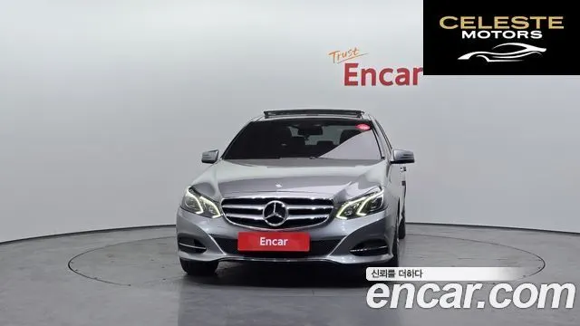 MERCEDES BENZ E-Classe W212 E300 Avantgarde 2014 — photo 3 sur 20