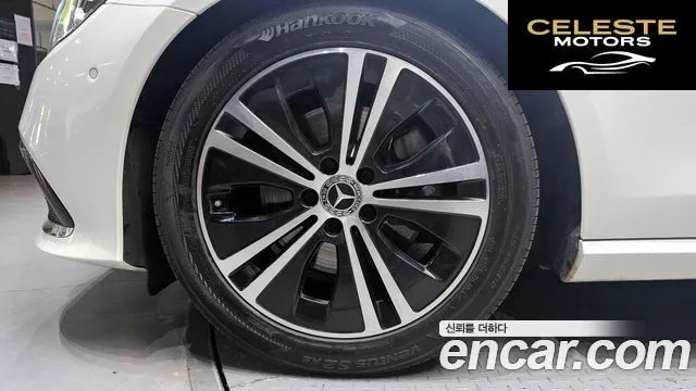 MERCEDES BENZ E-Classe W213 E250 Avantgarde 2021 — photo 5 sur 30