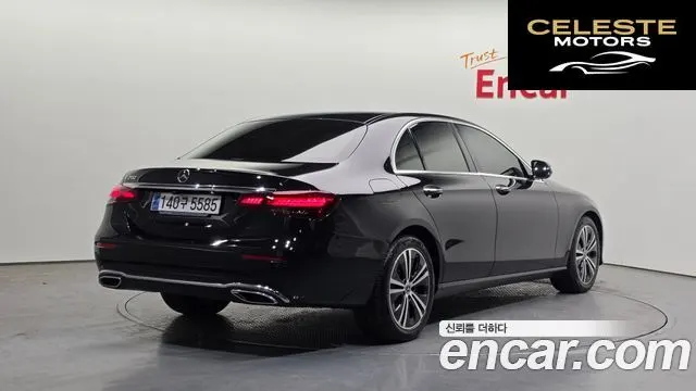 MERCEDES BENZ E-Classe W213 E250 Avantgarde 2021 — photo 2 sur 20