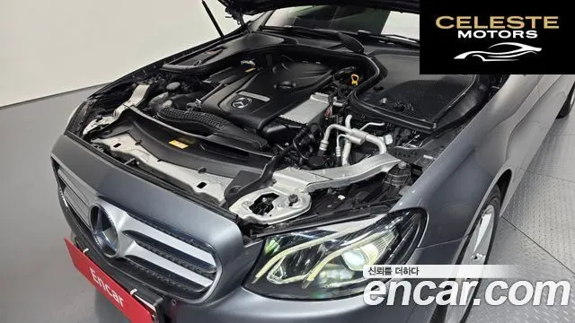 MERCEDES BENZ E-Classe W213 E200 Avantgarde 2017 — photo 6 sur 26