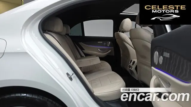 MERCEDES BENZ E-Classe W213 E350 4MATIC Avantgarde 2022 — photo 17 sur 41