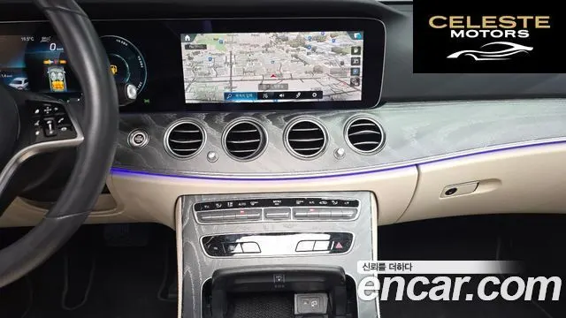 MERCEDES BENZ E-Classe W213 E350 4MATIC Avantgarde 2022 — photo 19 sur 41