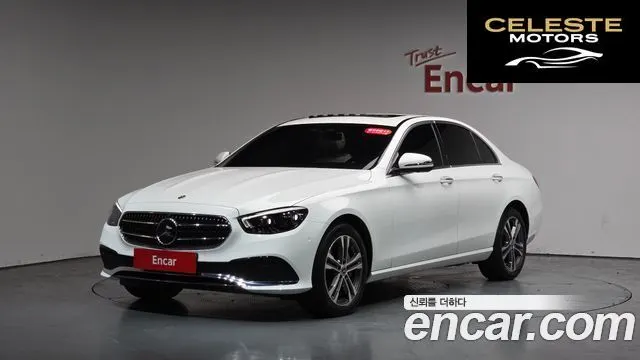 MERCEDES BENZ E-Classe W213 E350 4MATIC Avantgarde 2022 — photo 36 sur 41