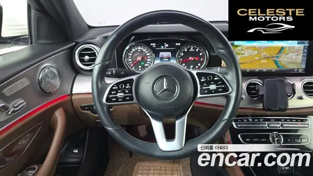 MERCEDES BENZ E-Classe W213 E300 Avantgarde 2019 — photo 13 sur 20