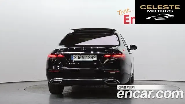 MERCEDES BENZ E-Classe W213 E450 4MATIC Exclusive 2023 — photo 4 sur 32
