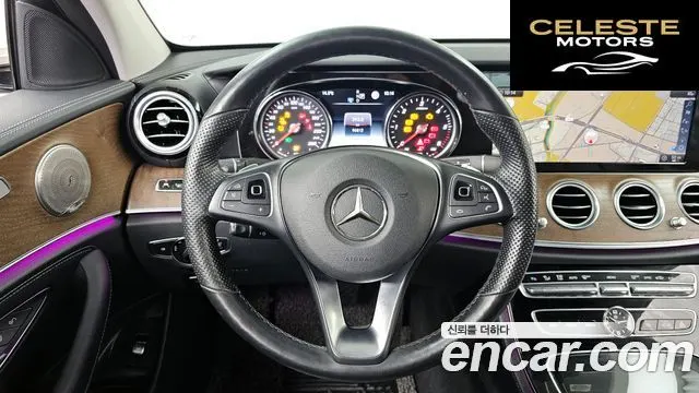 MERCEDES BENZ E-Classe W213 E220d 4MATIC Exclusive 2018 — photo 19 sur 34