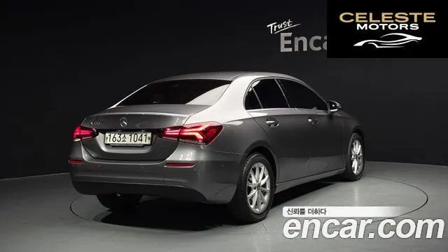 MERCEDES BENZ A-Classe W177 A220 Berline 2020 — photo 2 sur 34