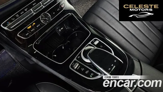 MERCEDES BENZ E-Classe W213 E300 4MATIC Exclusive 2020 — photo 20 sur 20
