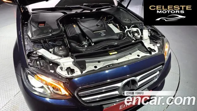MERCEDES BENZ E-Classe W213 E200 Avantgarde 2018 — photo 6 sur 35