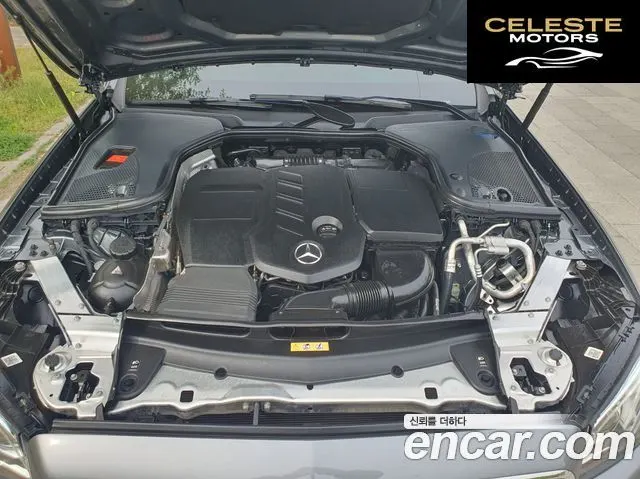 MERCEDES BENZ E-Classe W213 E220d Avantgarde 2017 — photo 16 sur 26