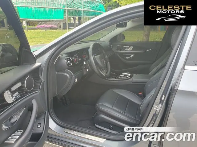 MERCEDES BENZ E-Classe W213 E220d Avantgarde 2017 — photo 7 sur 26