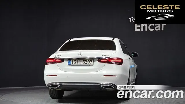 MERCEDES BENZ E-Classe W213 E350 4MATIC Avantgarde 2022 — photo 4 sur 33