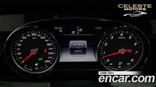 MERCEDES BENZ E-Classe W213 E300 Avantgarde 2019 — photo 11 sur 32