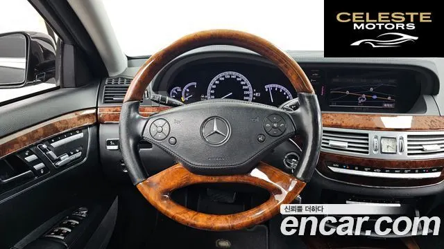MERCEDES BENZ S-Classe W221 S500L 2010 — photo 13 sur 20