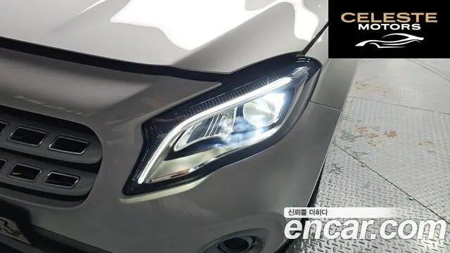 MERCEDES BENZ GLA-Classe X156 GLA220 2019 — photo 8 sur 32