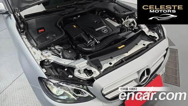 MERCEDES BENZ E-Classe W213 E300 Avantgarde 2019 — photo 6 sur 32