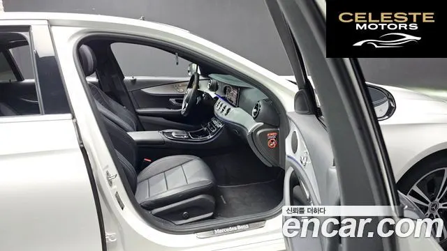 MERCEDES BENZ E-Classe W213 E250 Avantgarde 2021 — photo 17 sur 38