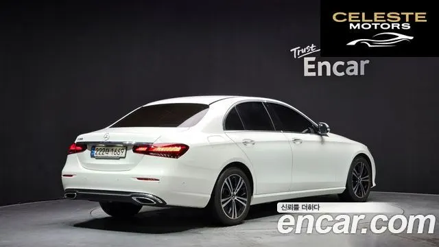 MERCEDES BENZ E-Classe W213 E250 Avantgarde 2021 — photo 2 sur 38