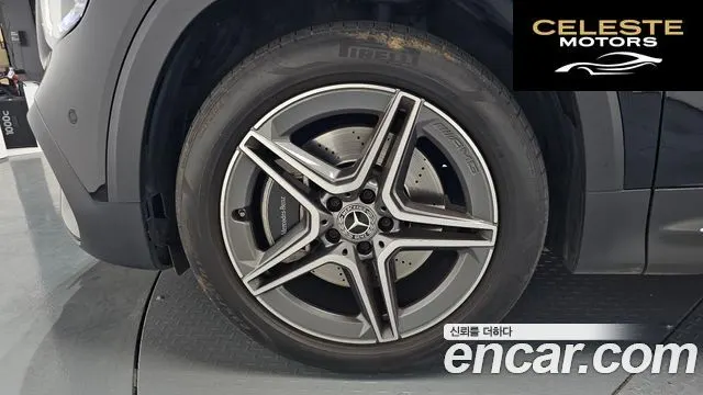 MERCEDES BENZ GLB-Classe X247 GLB250 4MATIC 2020 — photo 4 sur 33