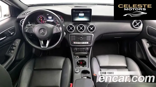 MERCEDES BENZ A-Classe W176 A200 2018 — photo 10 sur 29
