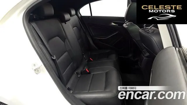 MERCEDES BENZ A-Classe W176 A200 2018 — photo 17 sur 29