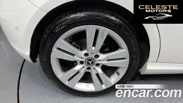 MERCEDES BENZ A-Classe W176 A200 2018 — photo 5 sur 29