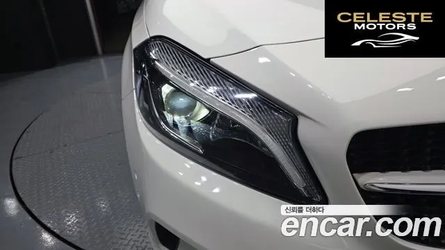 MERCEDES BENZ A-Classe W176 A200 2018 — photo 8 sur 29