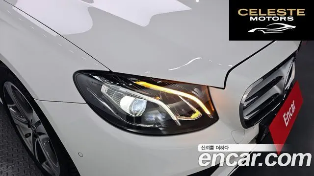 MERCEDES BENZ E-Classe W213 E300 Avantgarde 2019 — photo 8 sur 31