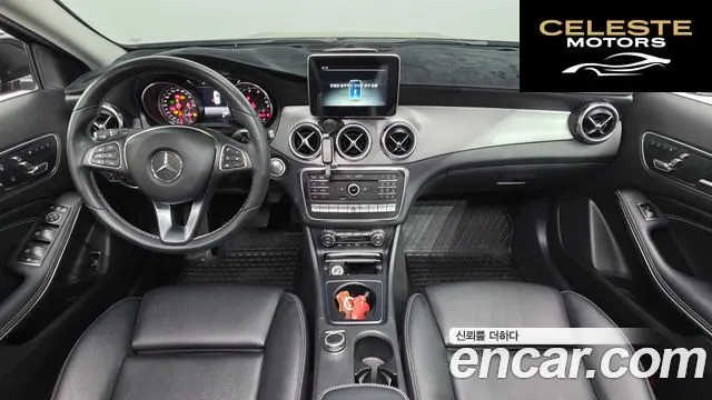 MERCEDES BENZ GLA-Classe X156 GLA250 4MATIC 2018 — photo 10 sur 30