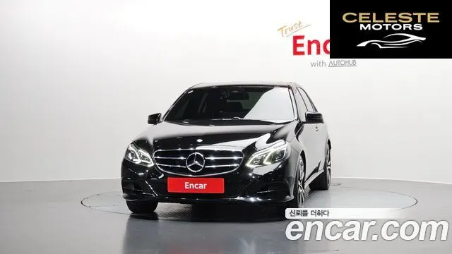 MERCEDES BENZ E-Classe W212 E220 Avantgarde Sport 2015 — photo 3 sur 20