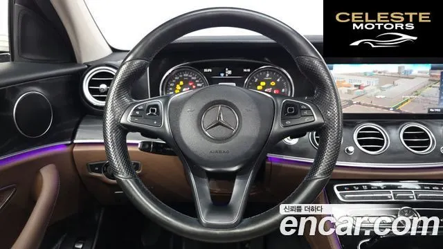 MERCEDES BENZ E-Classe W213 E220d Avantgarde 2017 — photo 13 sur 20