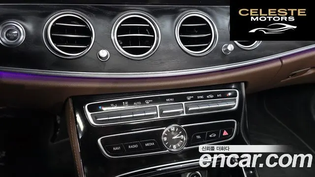 MERCEDES BENZ E-Classe W213 E220d Avantgarde 2017 — photo 16 sur 20