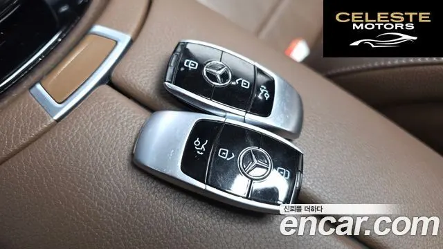 MERCEDES BENZ E-Classe W213 E220d Avantgarde 2017 — photo 18 sur 20