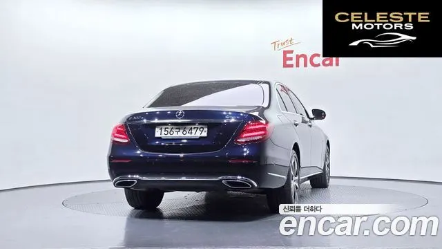 MERCEDES BENZ E-Classe W213 E300e 4MATIC Exclusive 2020 — photo 4 sur 37