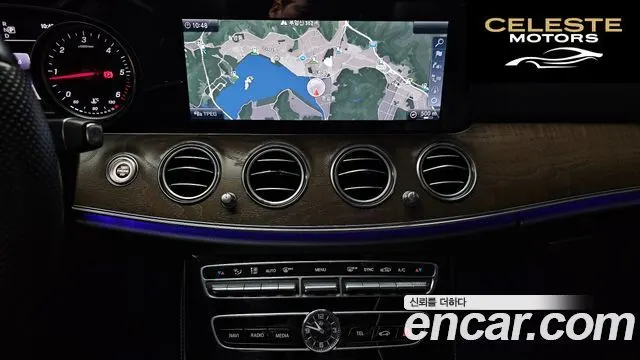 MERCEDES BENZ E-Classe W213 E220d Exclusive 2017 — photo 20 sur 30