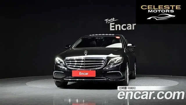 MERCEDES BENZ E-Classe W213 E220d Exclusive 2017 — photo 3 sur 30