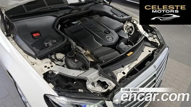 MERCEDES BENZ E-Classe W213 E220d Exclusive 2017 — photo 6 sur 20
