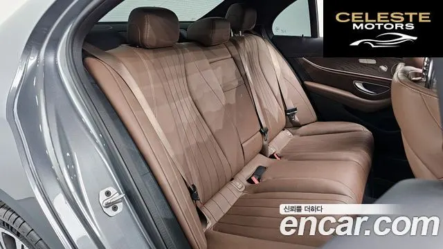 MERCEDES BENZ E-Classe W213 E300e 4MATIC Exclusive 2023 — photo 18 sur 30