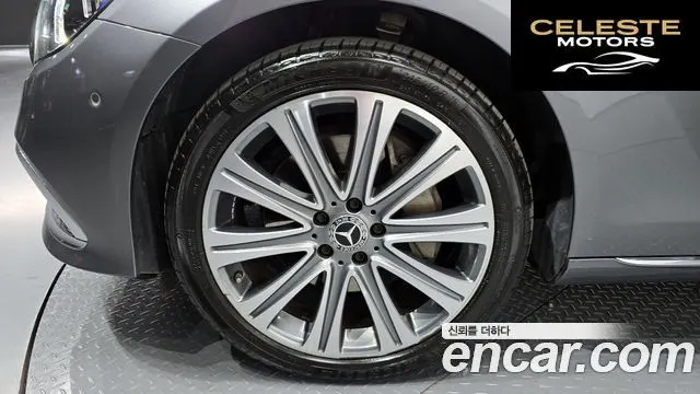 MERCEDES BENZ E-Classe W213 E300e 4MATIC Exclusive 2023 — photo 5 sur 30