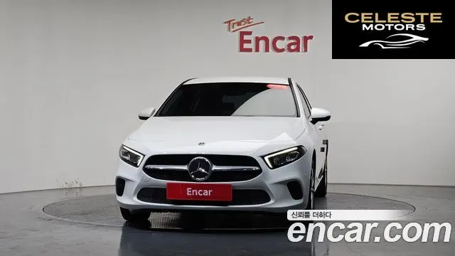 MERCEDES BENZ A-Classe W177 A220 Hatchback 2019 — photo 2 sur 40